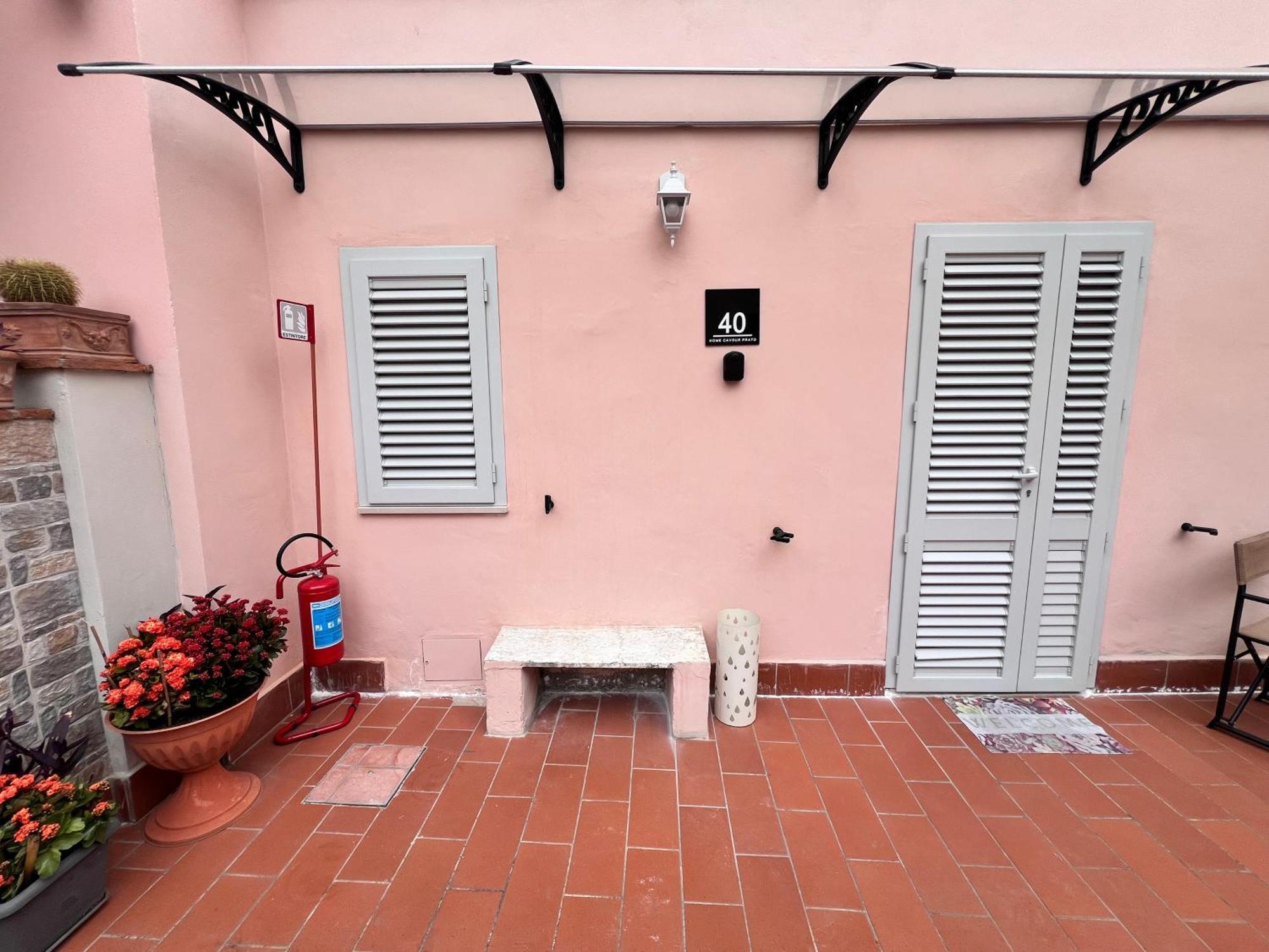 Home Cavour Prato Prato  Luaran gambar